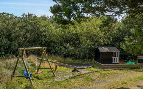 Julie - 1.5Km from the Sea: Gras, Land Lot, Landelijk Gebied, Schuur, Tuin, Garden Gebouwen, Backyard, Verblijf, Weide, Gazon