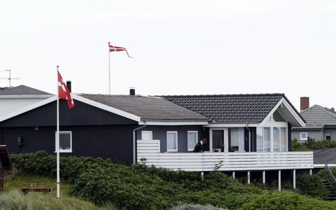 Ute - 200M from the Sea: Woongebied, Dak, Voorstad, Oprit, Landgoed, Schoorsteen