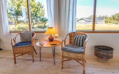 Jules - 300M from the Sea: Dak, Land Lot, Verblijf, Huis, Landelijk Gebied, Schuur, Siding, Garden Gebouwen, Blokhut, Hut