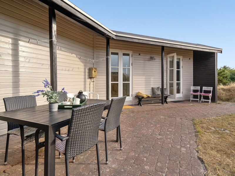 Jules - 300M from the Sea