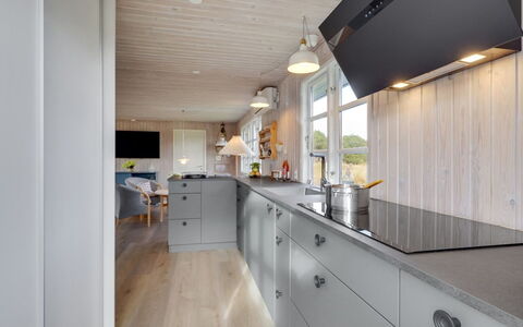 Urcu - 475M from the Sea: Meubilair, Interieur Ontwerp, Stoel, Flooring, Tafel, Toevlucht, Verdieping, Plafond, Kamer, Eco Hotel