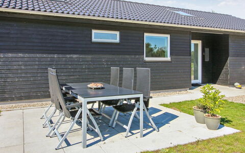 Anuk - 2.3Km from the Sea: Gras, Grasland, Landschap, Ecoregio, Plain, Plantengemeenschap, Land Lot, Buitenmeubels, Prairie, Shrubland