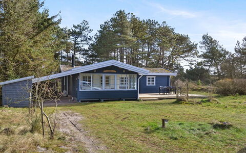 Semund - 2Km from the Sea: Struik, Stedelijk Ontwerp, Groundcover, Steen, Appartement, Landgoed, Metselwerk, Balkon, Landscaping
