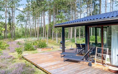 Santuzza - 3.9Km from the Sea: Gras, Huis, Dak, Huis, Verblijf, Struik, Land Lot, Landelijk Gebied, Boerderij, Groundcover