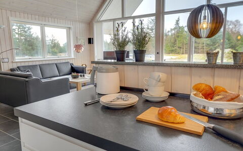 Lima - 3.5Km from the Sea: Dak, Huis, Land Lot, Huis, Verblijf, Landgoed, Garden Gebouwen, Schaduw, Blokhut, Landscaping