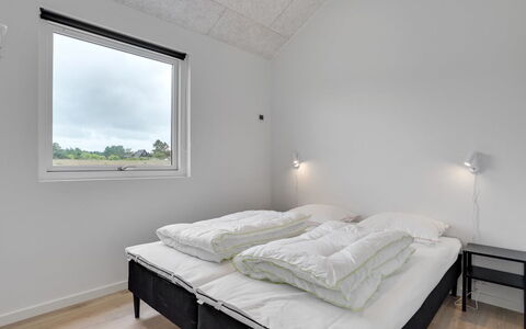 Fridel - 4Km from the Sea: Freezing, Slaapkamer, Winter, Daylighting, Bedding, Sneeuw, Bed, Laken