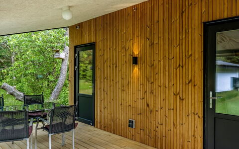 Saxi - 2.6Km from the Sea: Meubilair, Interieur Ontwerp, Stoel, Flooring, Tafel, Toevlucht, Verdieping, Plafond, Kamer, Eco Hotel