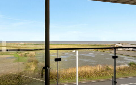 Pirkko - 100M from the Sea: Verblijf, Schuur, Hut, Boerderij, Prairie, Keet, Schuur, Blokhut, Garden Gebouwen