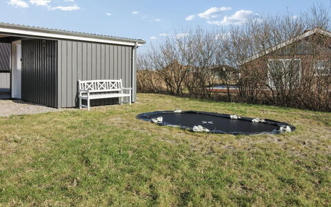 Mikka - 450M from the Sea: Dak, Land Lot, Verblijf, Huis, Landelijk Gebied, Schuur, Siding, Garden Gebouwen, Blokhut, Hut
