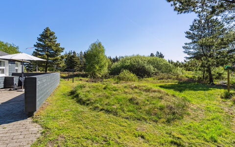 Glenna - 1.8Km from the Sea: Gras, Huis, Dak, Huis, Verblijf, Struik, Land Lot, Landelijk Gebied, Boerderij, Groundcover
