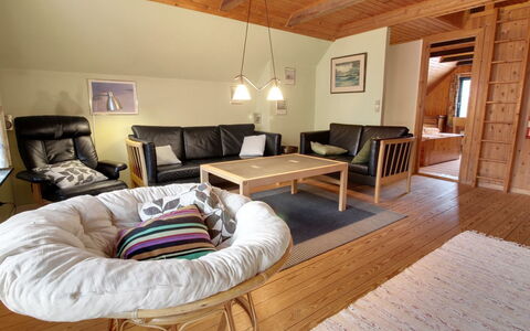 Vendela - 2.5Km from the Sea: Verblijf, Huis, Huis, Dak, Veranda, Landgoed, Siding, Garden Gebouwen, Boerderij, Werf