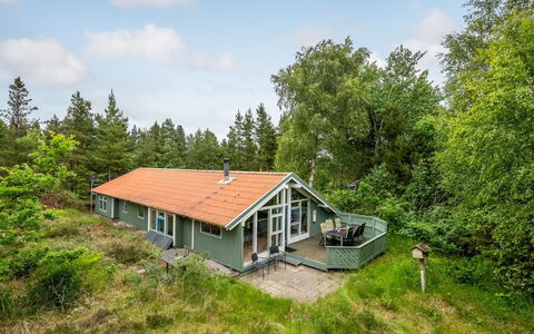 Aamu - 300M to the Fjord: Plafond, Flooring, Interieur Ontwerp, Verdieping, Samengesteld Materiaal, Meubilair, Toevlucht, Hotel, Ontwerp, Daylighting