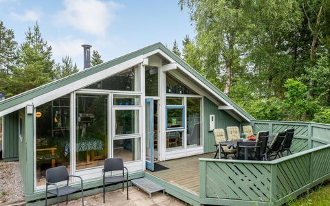 Aamu - 300M to the Fjord: Plafond, Flooring, Interieur Ontwerp, Verdieping, Samengesteld Materiaal, Meubilair, Toevlucht, Hotel, Ontwerp, Daylighting
