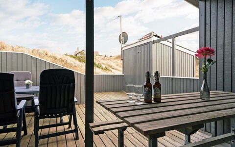 Stojmena - 200M from the Sea: Struik, Stedelijk Ontwerp, Groundcover, Steen, Appartement, Landgoed, Metselwerk, Balkon, Landscaping