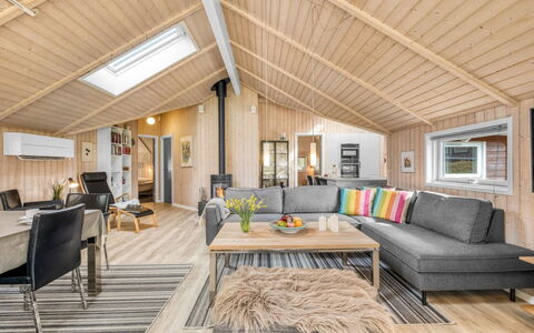Anisette - 1Km from the Sea: Dak, Land Lot, Verblijf, Huis, Landelijk Gebied, Schuur, Siding, Garden Gebouwen, Blokhut, Hut