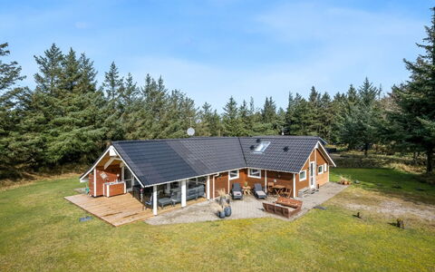 Anisette - 1Km from the Sea: Dak, Land Lot, Verblijf, Huis, Landelijk Gebied, Schuur, Siding, Garden Gebouwen, Blokhut, Hut