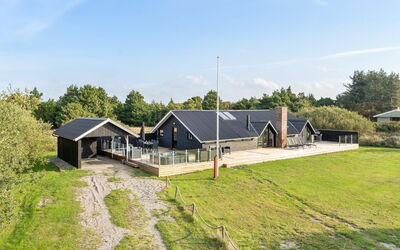 Ellenora - 1Km from the Sea