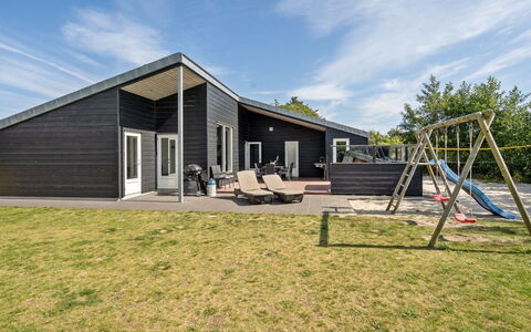 Siegfried - 500M from the Sea: Siding, Verblijf, Hardwood, Landgoed, Plank, Ontwerp, Garden Gebouwen, Veranda, Boerderij