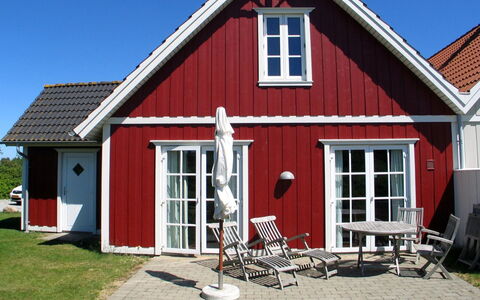 Thoran - from the Sea: Hout, Dak, Architectuur, Huis, Huis, Verblijf, Siding, Hardwood, Helling, Landgoed
