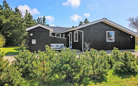 Aimo - 1.8Km from the Sea: Huis, Dak, Huis, Verblijf, Schuur, Garden Gebouwen, Siding, Werf, Blokhut, Hut