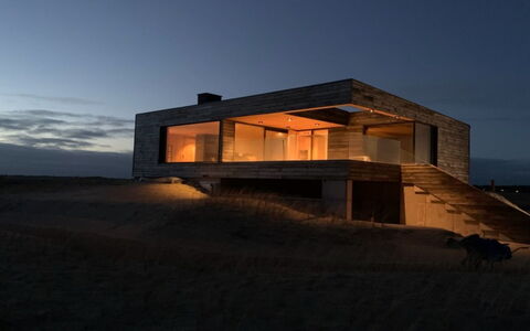 Caterina - 100M from the Sea: Struik, Stedelijk Ontwerp, Groundcover, Steen, Appartement, Landgoed, Metselwerk, Balkon, Landscaping