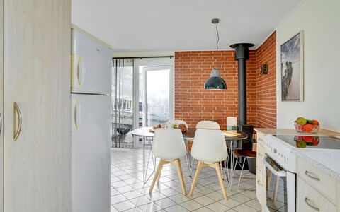Dværg - 350M from the Sea: Muur, Interieur Ontwerp, Flooring, Meubilair, Plafond, Stoel, Kamer, Appartement, Keuken, Steen