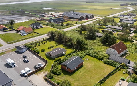 Dværg - 350M from the Sea: Woongebied, Vogelperspectief, Luchtfotografie, Dak, Huis, Landschap, Voorstad, Plain, Huis, Land Lot