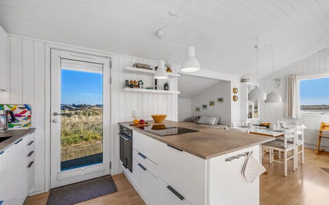 Thorgny - from the Sea: Hout, Huis, Keuken, Hardwood, Plank, Houten Vloer, Beits, Schoorsteen, Countertop, Cabinetry