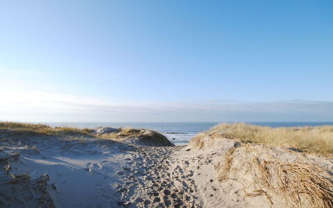 Slava - 250M from the Sea: Lucht, Blauw, Natuurlijke Omgeving, Horizon, Ecoregio, Strand, Zand, Kust, Zee, Kust En Oceanic Landvormen