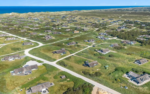 Franciska - 800M from the Sea: Dak, Land Lot, Verblijf, Huis, Landelijk Gebied, Schuur, Siding, Garden Gebouwen, Blokhut, Hut