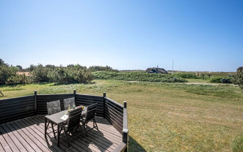 Franciska - 800M from the Sea: Dak, Land Lot, Verblijf, Huis, Landelijk Gebied, Schuur, Siding, Garden Gebouwen, Blokhut, Hut
