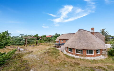 Seppo - 900M from the Sea: Dak, Land Lot, Verblijf, Huis, Landelijk Gebied, Schuur, Siding, Garden Gebouwen, Blokhut, Hut