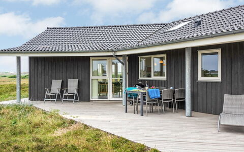 Luzia - 1.2Km from the Sea: Huis, Dak, Huis, Verblijf, Schuur, Garden Gebouwen, Siding, Werf, Blokhut, Hut