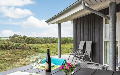 Luzia - 1.2Km from the Sea: Huis, Dak, Huis, Verblijf, Schuur, Garden Gebouwen, Siding, Werf, Blokhut, Hut