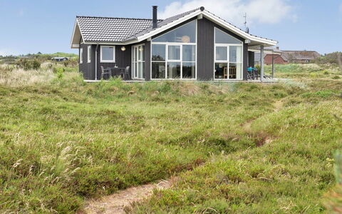 Luzia - 1.2Km from the Sea: Huis, Dak, Huis, Verblijf, Schuur, Garden Gebouwen, Siding, Werf, Blokhut, Hut