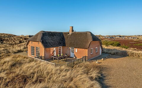 Hærulf - 300M from the Sea: Verblijf, Schuur, Hut, Boerderij, Prairie, Keet, Schuur, Blokhut, Garden Gebouwen
