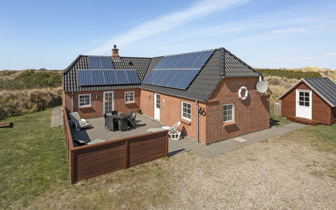 Didrika - 800M from the Sea: Gras, Huis, Dak, Huis, Verblijf, Struik, Land Lot, Landelijk Gebied, Boerderij, Groundcover