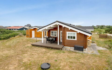 Herfrid - 600M from the Sea: Gras, Huis, Dak, Huis, Verblijf, Struik, Land Lot, Landelijk Gebied, Boerderij, Groundcover