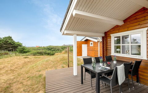 Herfrid - 600M from the Sea: Gras, Huis, Dak, Huis, Verblijf, Struik, Land Lot, Landelijk Gebied, Boerderij, Groundcover