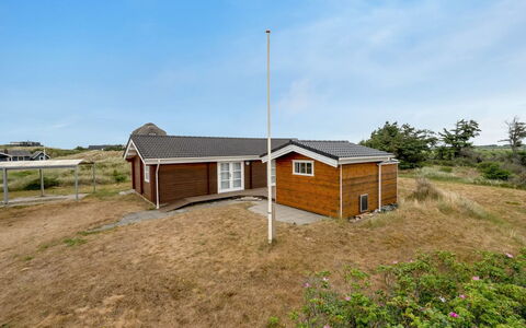 Herfrid - 600M from the Sea: Gras, Huis, Dak, Huis, Verblijf, Struik, Land Lot, Landelijk Gebied, Boerderij, Groundcover