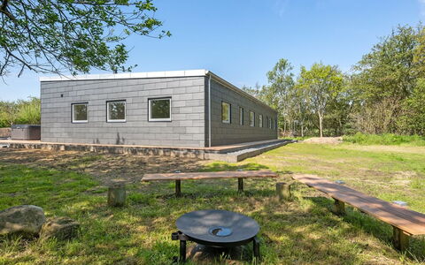 Hiorulf - 1.4Km from the Sea: Gras, Huis, Dak, Huis, Verblijf, Struik, Land Lot, Landelijk Gebied, Boerderij, Groundcover