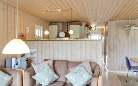 Elmeri - from the Sea: Interieur Ontwerp, Hout, Plafond, Flooring, Verdieping, Meubilair, Kamer, Lichte Inrichting, Beits, Woonkamer