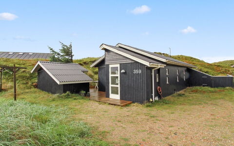 Elmeri - from the Sea: Gras, Dak, Verblijf, Landelijk Gebied, Land Lot, Grasland, Helling, Schuur, Hut
