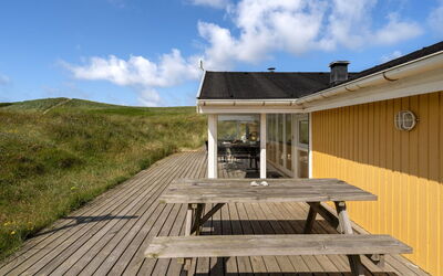 Malgest - 100M from the Sea