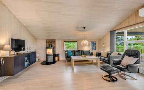 Everd - 500M to the Fjord: Dak, Huis, Huis, Verblijf, Siding, Landgoed, Oprit, Garden Gebouwen, Werf, Schuur