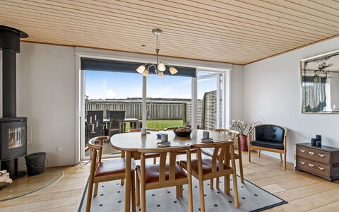 Agne - 400M from the Sea: Dak, Land Lot, Verblijf, Huis, Landelijk Gebied, Schuur, Siding, Garden Gebouwen, Blokhut, Hut