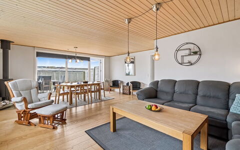 Agne - 400M from the Sea: Dak, Land Lot, Verblijf, Huis, Landelijk Gebied, Schuur, Siding, Garden Gebouwen, Blokhut, Hut