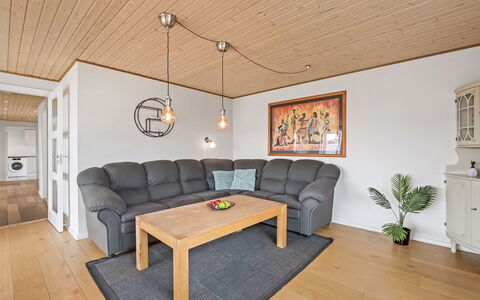 Agne - 400M from the Sea: Dak, Land Lot, Verblijf, Huis, Landelijk Gebied, Schuur, Siding, Garden Gebouwen, Blokhut, Hut