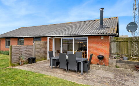 Agne - 400M from the Sea: Dak, Land Lot, Verblijf, Huis, Landelijk Gebied, Schuur, Siding, Garden Gebouwen, Blokhut, Hut
