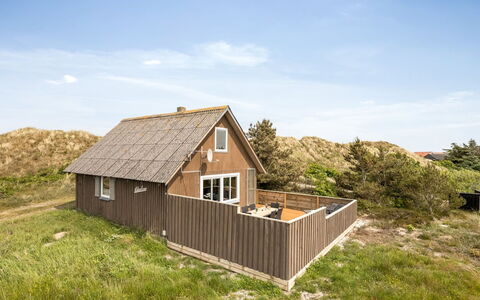 Dina - 200M to the Fjord: Dak, Land Lot, Verblijf, Huis, Landelijk Gebied, Schuur, Siding, Garden Gebouwen, Blokhut, Hut